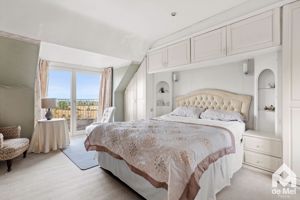 Photo 25- click for photo gallery